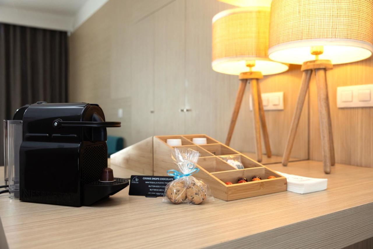 Aparthotel Fontanellas Playa 4*