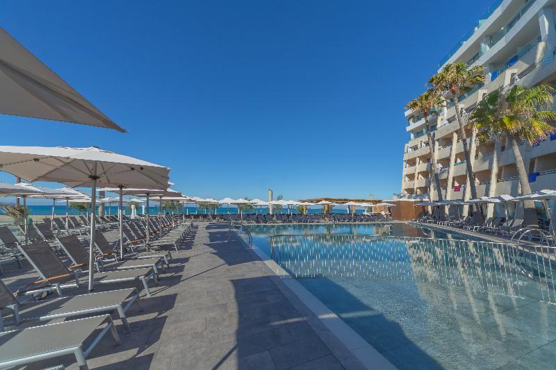 Aparthotel Fontanellas Playa