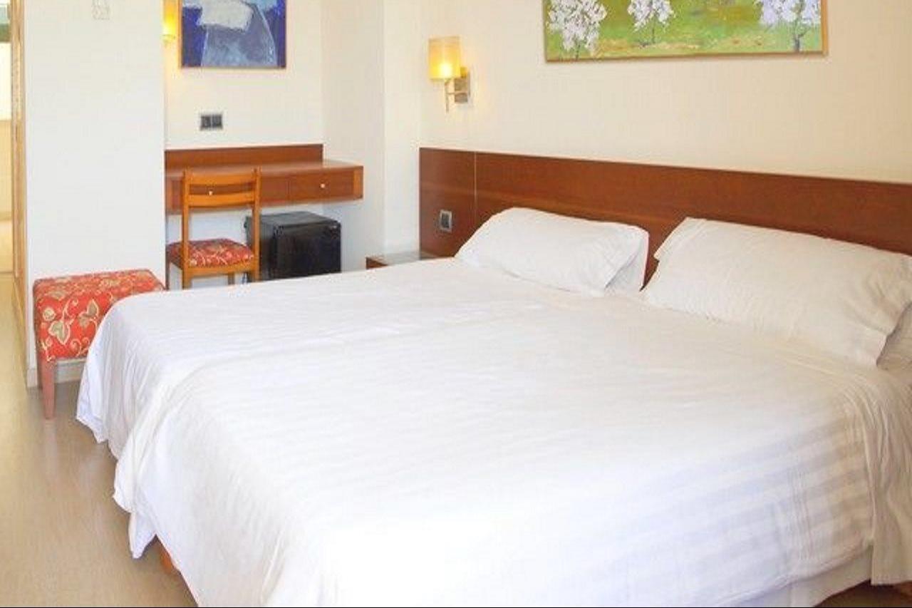 Fontanellas Playa Apartahotel